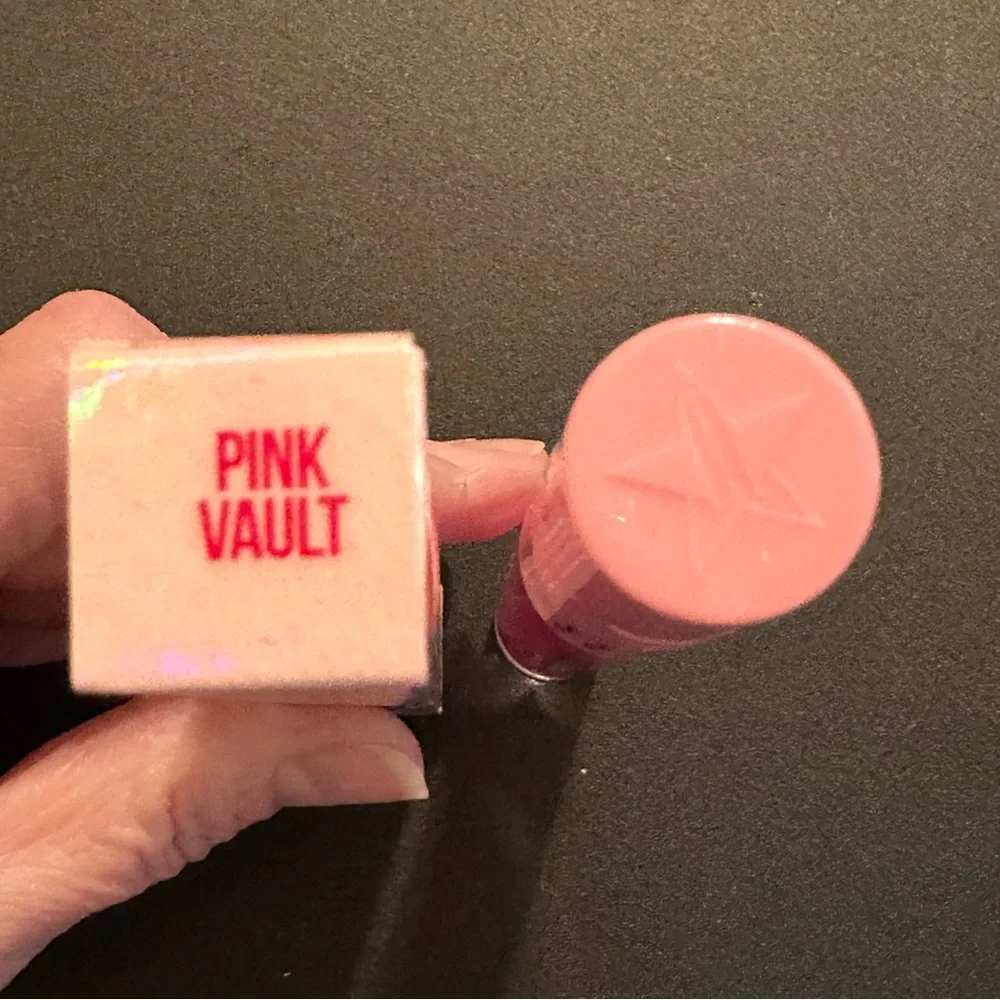Jeffree Star experience bold